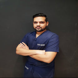 Dr Akhil Pic
